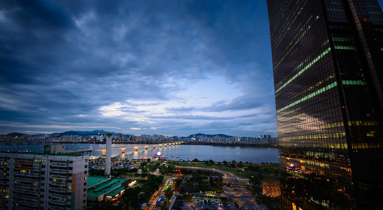 中东最新时代，变革、挑战与机遇的交汇点