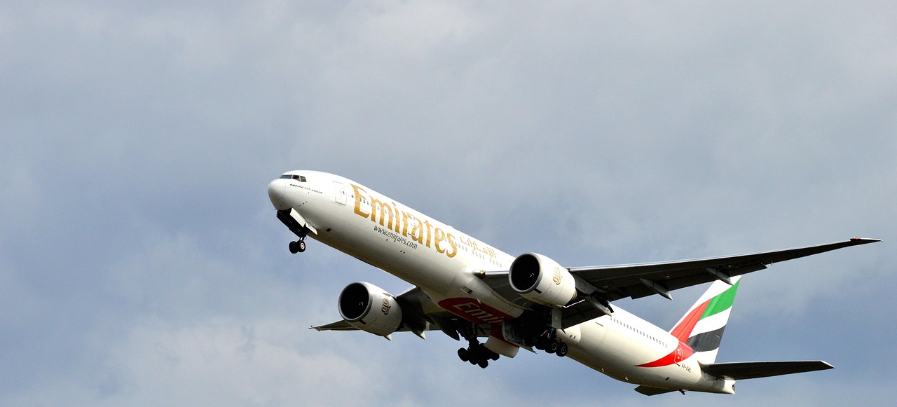 全球航空业新航班政策及其影响分析