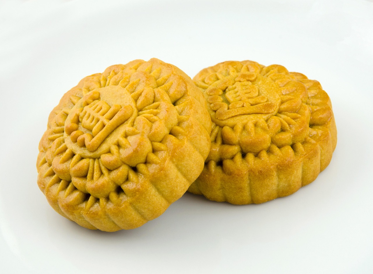 最新口感月饼推荐，中秋美味盛宴，尽享月饼新滋味