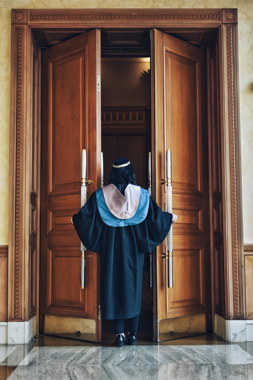 成都大学书记的最新动态与成就概览